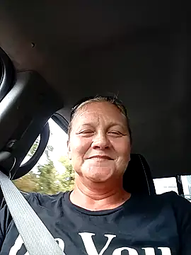 wetnwildforyou online show from October 19, 8:09 pm