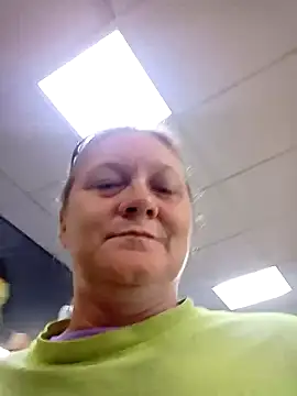 wetnwildforyou online show from November 4, 5:34 pm