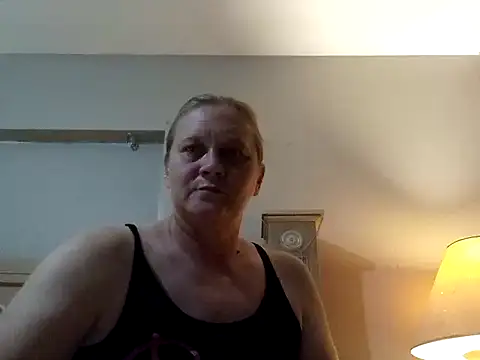 wetnwildforyou online show from November 19, 12:32 am