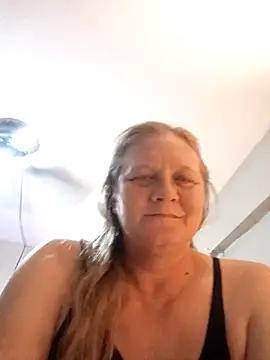 wetnwildforyou online show from December 3, 12:40 am