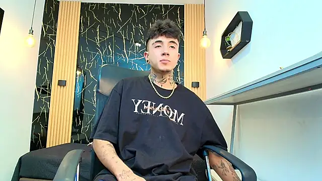 Patrick Rango online show from February 7, 3:21 am