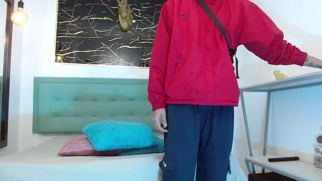 Patrick Rango online show from March 19, 3:32 am