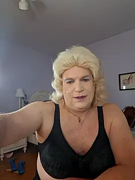 Snapshot of Victoriatv1 chatting on January 11, 6:57 pm Victoriatv1 online show from January 11, 6:57 pm