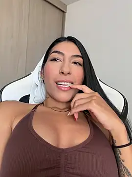 Snapshot of AshleyG_222 chatting on June 27, 3:06 pm AshleyG 222 online show from June 27, 3:06 pm