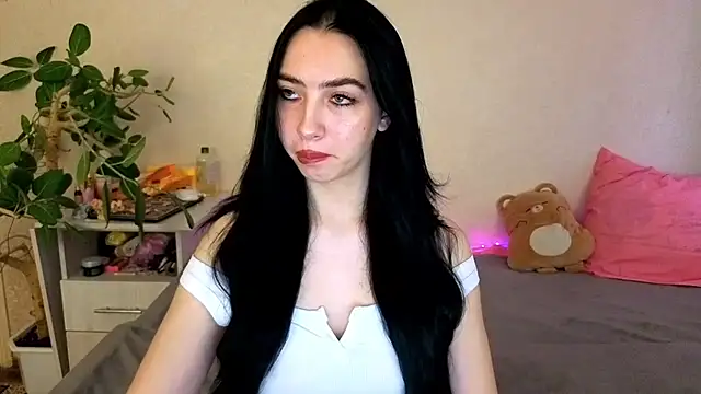 Snapshot of WildKittenX_ chatting on May 21, 5:03 am WildKittenX online show from May 21, 5:03 am