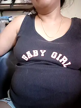 Snapshot of pallu_telgu_kannada chatting on February 11, 7:46 am pallu telgu kannada online show from February 11, 7:46 am