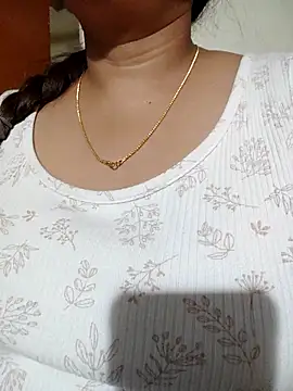 Snapshot of pallu_telgu_kannada chatting on March 8, 2:10 pm pallu telgu kannada online show from March 8, 2:10 pm