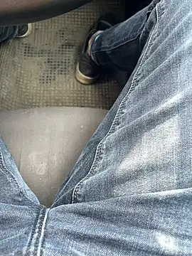 Snapshot of Smallcoco26 chatting on January 8, 2:52 pm Smallcoco26 online show from January 8, 2:52 pm