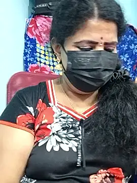 abinaya26 online show from October 3, 8:06 pm