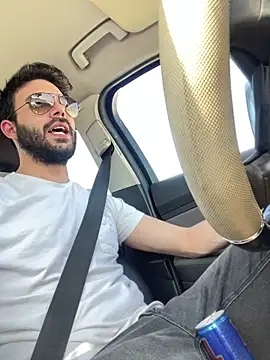 Snapshot of YJeromZCoxk chatting on March 14, 11:34 am YJeromZCoxk online show from March 14, 11:34 am