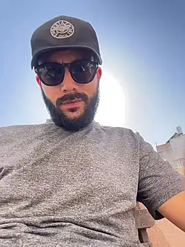 Snapshot of YJeromZCoxk chatting on November 22, 10:25 am YJeromZCoxk online show from November 22, 10:25 am