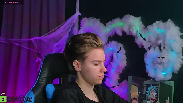 Snapshot of Jean_Wilsons chatting on October 28, 11:03 am Jean Wilsons online show from October 28, 11:03 am