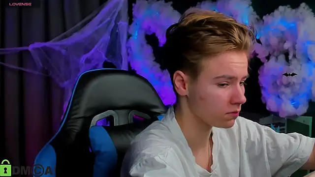 Snapshot of Jean_Wilsons chatting on October 29, 11:23 am Jean Wilsons online show from October 29, 11:23 am