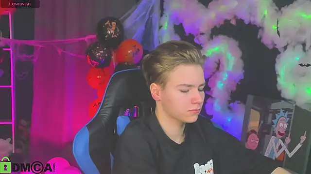 Snapshot of Jean_Wilsons chatting on November 2, 11:12 am Jean Wilsons online show from November 2, 11:12 am