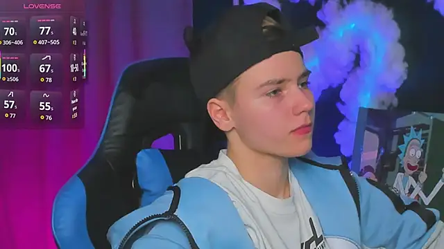 Snapshot of Jean_Wilsons chatting on December 5, 11:19 am Jean Wilsons online show from December 5, 11:19 am