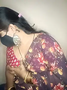 Snapshot of Bagi-Sexy chatting on October 5, 7:56 pm Bagi-Sexy online show from October 5, 7:56 pm