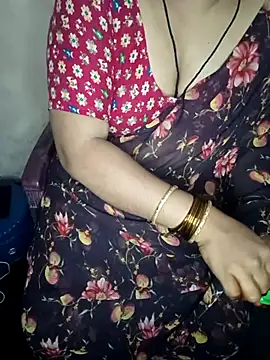 Snapshot of Bagi-Sexy chatting on October 7, 7:55 pm Bagi-Sexy online show from October 7, 7:55 pm