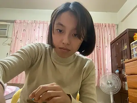 ladypaggy online show from March 19, 8:23 am