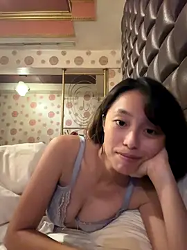 ladypaggy online show from November 17, 6:08 am