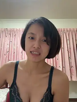 ladypaggy online show from February 14, 5:43 pm