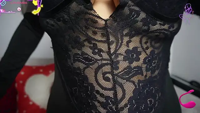 Snapshot of Sara_Charmy chatting on November 10, 12:15 pm Sara Charmy online show from November 10, 12:15 pm