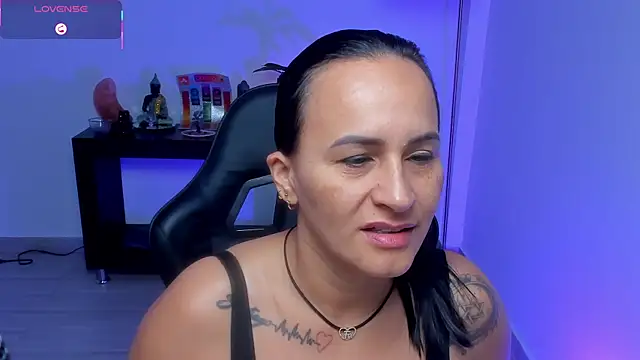 Snapshot of Sara_Charmy chatting on July 2, 11:27 am Sara Charmy online show from July 2, 11:27 am
