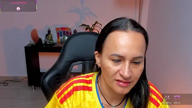 Snapshot of Sara_Charmy chatting on July 3, 11:05 am Sara Charmy online show from July 3, 11:05 am