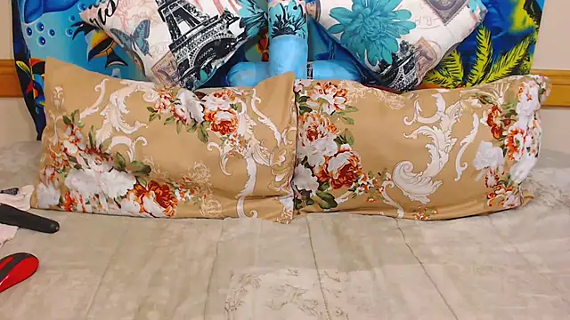 ChocolateClit online show from October 27, 5:17 pm