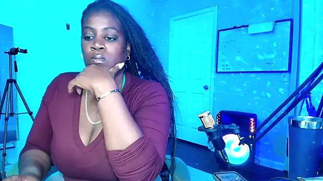 lovelyenigma365 online show from April 28, 6:57 pm