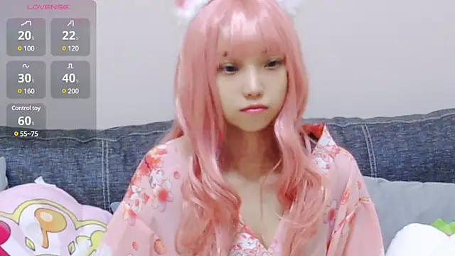 Snapshot of chenenna7 chatting on March 16, 7:26 am chenenna7 online show from March 16, 7:26 am