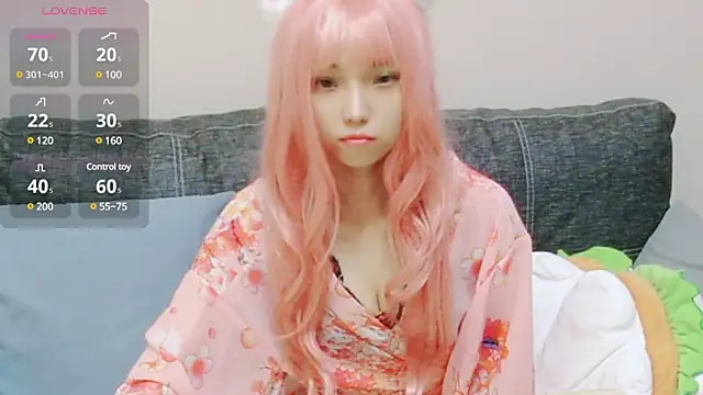 Snapshot of chenenna7 chatting on March 17, 2:56 pm chenenna7 online show from March 17, 2:56 pm