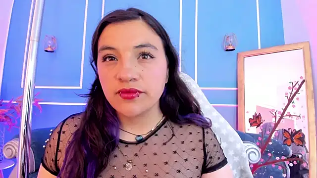 TaraTaylorr online show from May 5, 3:03 am