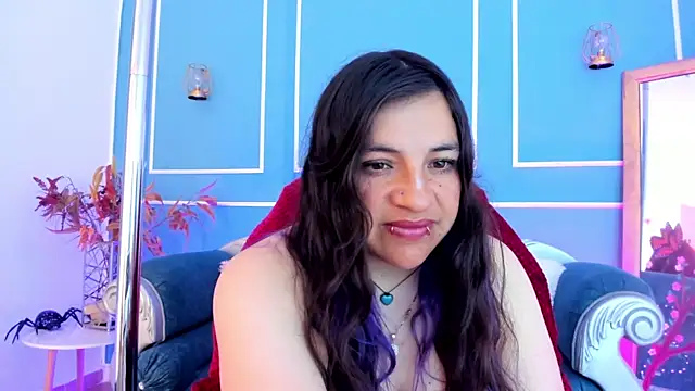 Snapshot of TaraTaylorr chatting on May 25, 3:56 am TaraTaylorr online show from May 25, 3:56 am