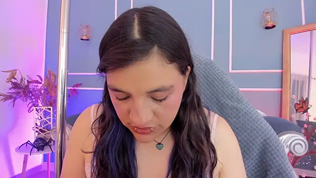 TaraTaylorr online show from July 13, 3:42 am