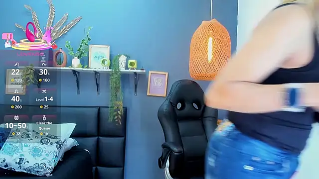 yessila parker online show from February 25, 10:03 am