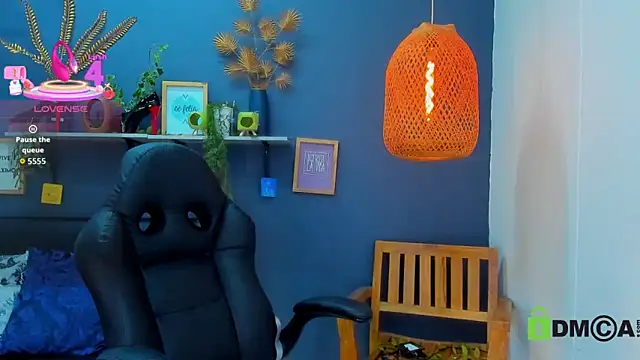 yessila parker online show from March 15, 9:26 am