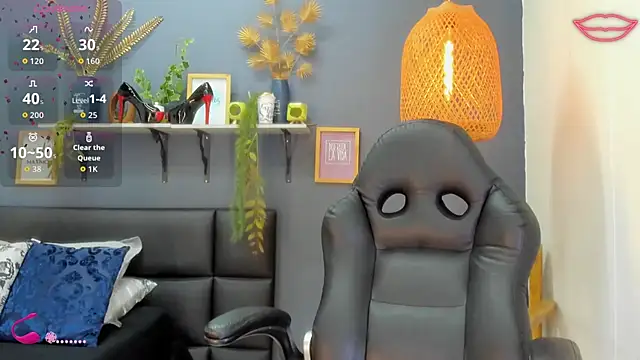 yessila parker online show from July 16, 8:53 am