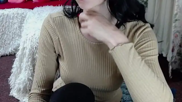 Maddison Summer online show from December 21, 11:17 am