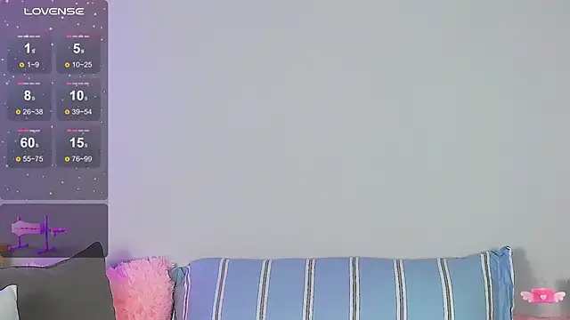 Snapshot of Miss_Vic chatting on June 18, 8:24 pm Miss Vic online show from June 18, 8:24 pm