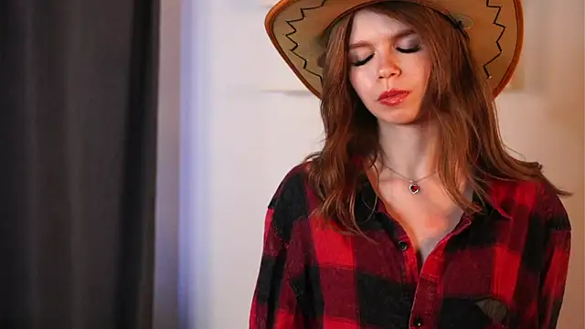 AmityDilley online show from October 21, 6:47 am