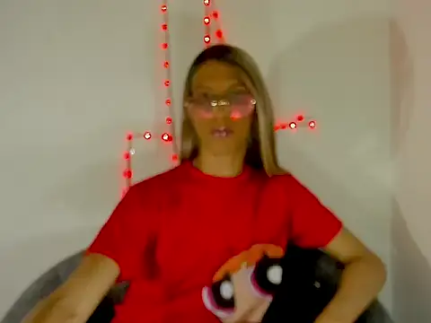 SweetDesaire1 online show from April 22, 5:47 pm