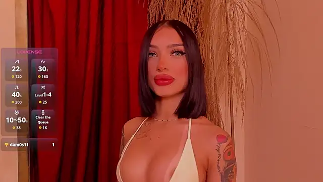 Snapshot of PeytonReeds chatting on October 13, 1:38 am PeytonReeds online show from October 13, 1:38 am