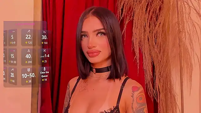 Snapshot of PeytonReeds chatting on November 8, 2:23 am PeytonReeds online show from November 8, 2:23 am