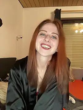 SweetSeraphine online show from March 5, 5:08 pm