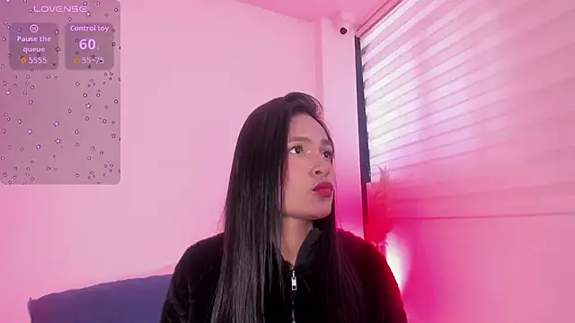 Fernanda liie  online show from June 11, 12:36 pm