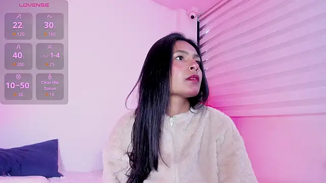 Fernanda liie  online show from June 16, 12:52 pm