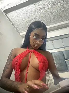 Snapshot of Angelesmith1 chatting on November 25, 4:45 am Angelesmith1 online show from November 25, 4:45 am