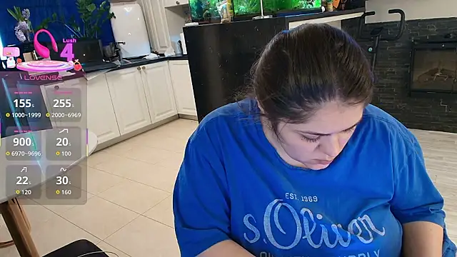 Layla- online show from March 5, 9:38 am