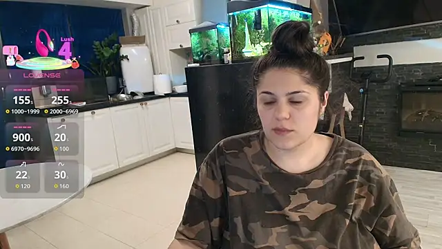 Layla- online show from April 28, 7:52 pm