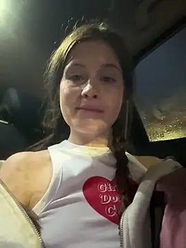 melicious  online show from March 4, 8:02 am